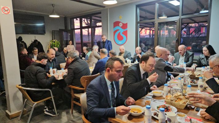 Cemal Birinci Trabzonsporlular Derneği’nde iftar yemeği verdi - 9