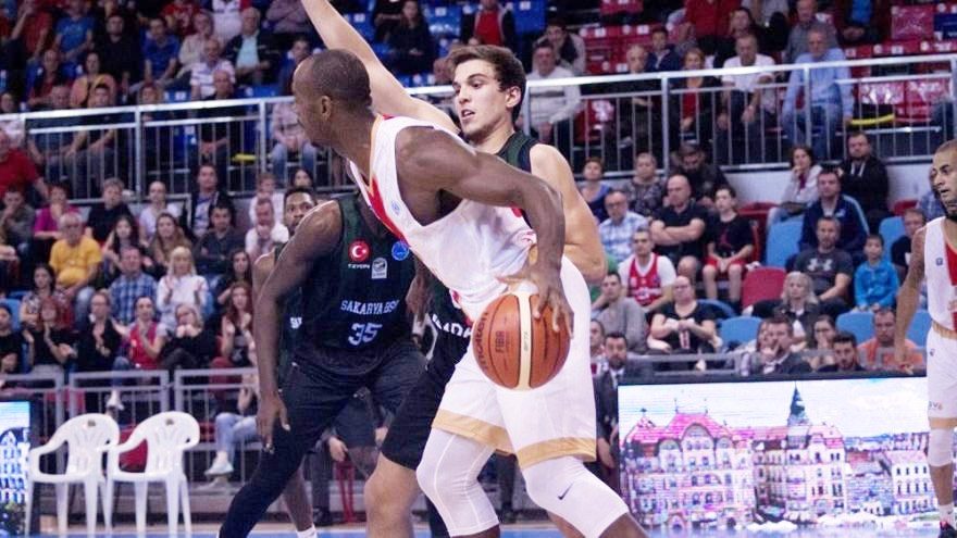 Basketbol’da, Adatıp Sakarya Romanya’dan hüzünlü ayrıldı
