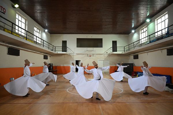 Edirneli semazenler Balkanlarda gönüllere dokunacak