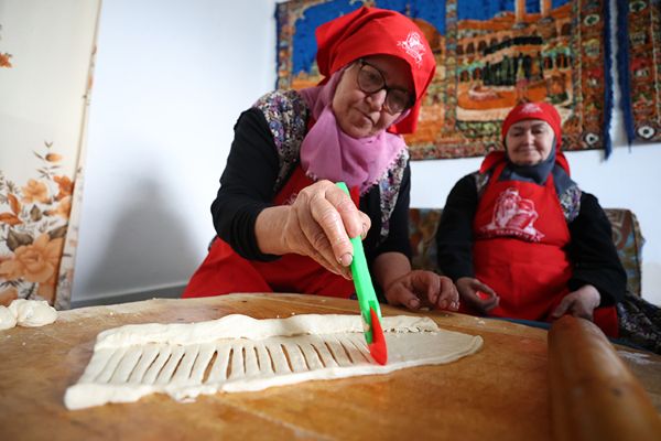 Tekirdağ’ın göçmen böreği, Dızmana